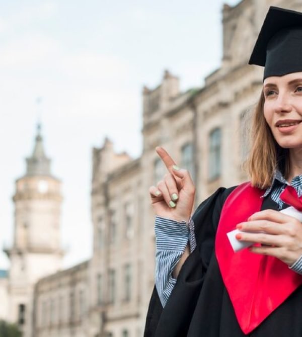 graduation concept with portrait happy girl 23 2148201880